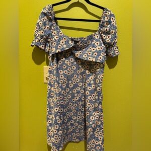 QED London Blue and White Floral Mini Dress